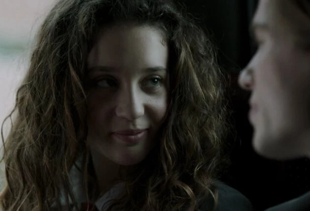 Изображение из 1 сезона сериала Бумажный дом