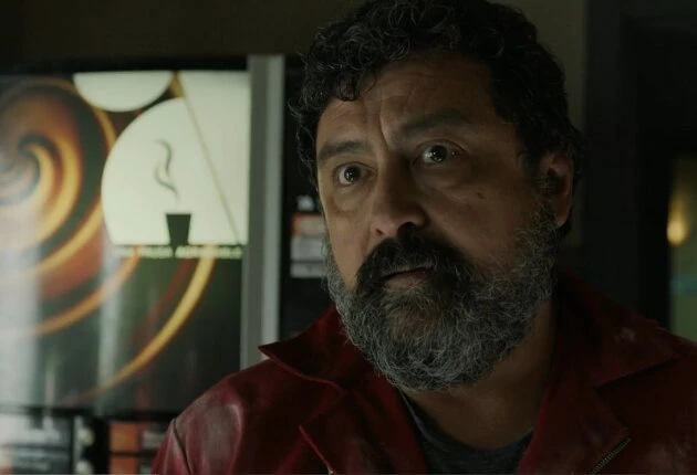 Изображение из 1 сезона сериала Бумажный дом