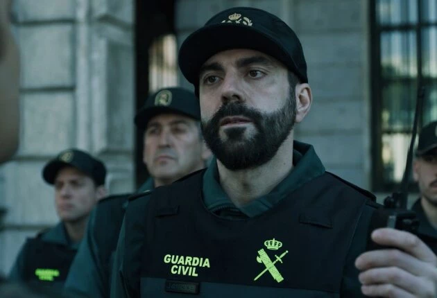 Изображение из 3 сезона сериала Бумажный дом