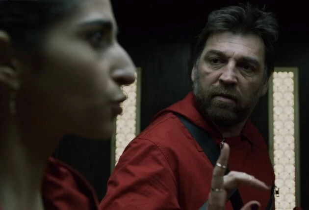 Изображение из 3 сезона сериала Бумажный дом