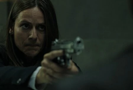 Кадр из сериала Бумажный дом